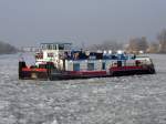Schubboot 2630 der Binnenreederei am 26.01.06 in Berlin. Dort wurde auch im dicksten Eis die Kohle von Knigs Wusterhausen zum Kraftwerk Klingenberg gefahren.