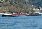 GMS ROMAN II mit Metallschrott auf dem Rhein querab Erpel - 25.03.2022