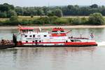 Schubboot Veerhaven IX Dolfijn (02323833 , 40 x 15m , 3 x 1850 PS) am 06.07.2017 auf Rhein-Bergfahrt bei Rees. Die Reederei ThyssenKrupp Veerhaven feiert 2017 ihr 50-Jähriges Jubiläum. 