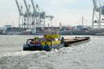 SB Ronja (05802220) schiebt am 05.05.2014  seinen GSL  im Hafen HH Richtung Containerterminal Tollerort