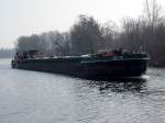 Die Polnische  AGT-01 , 8351038 , am 17.03.2012 im Havelkanal zu Berg bei Buchow-Karpzow.
