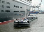 TMS Eventum (04812030 , 84,66 x 9,49m) am 17.06.2016 im Kaiser-Wilhelm-Hafen in Hamburg-Steinwerder an der QM2.