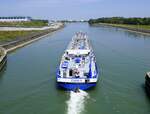 TMS Emma, ENI 06004166, verläßt die Schleuse in Marckolsheim/Elsaß rheinabwärts, Juni 2025