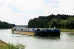 TMS Holly Reich (04813540 , 86 x 9,60m) am 19.07.2019 im Elbe-Seitenkanal zw. Bad Bevensen und Lüneburg auf Talfahrt.