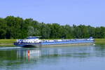 TMS Maxy, rheinabwärts nach der Staustufe Marckolsheim/Elsaß, Heckansicht, Juni 2025