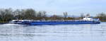 TMS MAXY ENI 04034160, rheinaufw�rts vor Breisach, Nov.2025