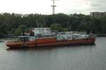 Hier ein Binnenschiffer Tanker ГHT-451 auf dem Moskaukanal in Moskau aufgenommen am 12.09.2010.
