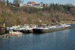  Tankschiffliegehafen  im Elbe-Lübeck-Kanal am 26.02.2019. Die TMS Nautic (05300160), Dettmer Tank 79 (04012090), Dettmer Tank 53 (04017280) und Asfra (02321983) in Lauenburg/Elbe.