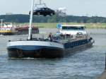TMS Ingrid  ENI 02323440 - L 85m - B 9.50m - Tg 2.62m - T 1354. / Gemeldet in Maasbracht/NL. Anlegend in Duisburg/Mhlenweide am 3.08.2010.