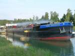 TMS Frank Burmester  ENI 08043010 - L 80m - B 9.00m - Tg 2.26m - T 1048 - PS 550-Deutz - Bj 1970 in Lauenberg./ Gemeldet in Hamburg/D. Am Pfingstsonntag, den 31.05.09 in Bevergern. An dem Tag war es sehr hei und die Besatzung setzte gegen die Temperaturen die Sprinkleranlage ein.
