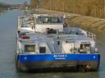 TMS Eiltank 6 ENI 04806410 - L 86m - B 9.60m - Tg 3.10m - T 1685 - PS1268-Mitsubishi - Bj 2007 in Waterhuizen/NL - Fertigstellung: Ruhrorter Schiffswerft. / Gemeldet in Duisburg/D. Hier im Schleusenvorkanal der Schleuse Bevergern.