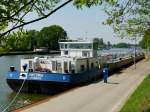 TMS Viktoria - 04809210 - Lnge: 85.95 m - Breite: 9.60 m - Tiefgang: 3.50 m - 
Tonnage: 1750 t - Bj 2011 bei WISmarine in Stralsund und Lubmin. Gemeldet in Duisburg/D. Hier stilliegend in Bergeshvede am 24.04.2011.
