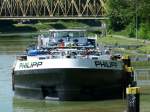 TMS Philipp - 04807240 - Lnge: 86,00 m - Breite: 9.50 m - Tiefgang: 3,10 m -Tonnage: 1591 t - PS 1280-MTU - Bj 2008 bei Groningen Shipyard in Waterhuizen/NL - Gemeldet in Hamburg/D. Das Schiff heit Heute Greentank 2. Hier vor der DEK-Schleuse Rodde am 3.06.2010.
