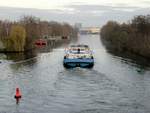 TMS Reinhold Deymann (04803740 , 85 x 9,58m) am 27.11.2018 auf der Havel in Berlin-Spandau zu Berg.