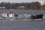 Binnentankschiff TMS 4 (ENI 04402890) Eigner/Betreiber: HBS  -  Hamburger Bunker Service; Datum: 18.03.2026; Aufnahmeort: Elbe/Hafen Hamburg, Deutschland.