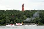 Dampf-FGS Kaiser Wilhelm (5101270) unter dem gleichnamigen Turm im Berliner Grunewald am 24.07.2017.