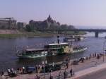 Personenschiff ,,Pirna´´ reiht sich am 01.05.2012 in die Barade in Dresden ein.