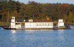 Raddampfer Alexander der Berlin-Schiff-Tours ist am 31.10.09 auf dem Langen See in Berlin unterwegs.