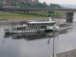 Dampfer  Dresden  vorm Terrassenufer in Dresden