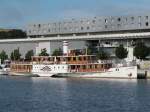 Seitenraddampfer Freya , 04800330 , 51,60 x 11,50 , das am 21.04.1905 vom Stapel gelaufene Schiff liegt hier am 15.08.2014 im Hafen Kiel und wartet auf seine Gäste zur NOK-Tour.
