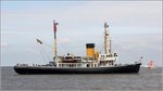 Der 1938 gebaute Dampfeisbrecher WAL (IMO 8862662) unternahm am 18.07.2016 einen Törn von Bremerhaven nach Bremen. Hier ist er kurz nach dem Ablegen in Bremerhaven zu sehen. Die WAL ist 50 m lang, 12,34 m breit und hat einen Tiefgang von 5,25 m. Heimathafen ist Bremerhaven.