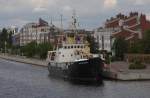 Die  Kapitän Meyer , ein alter Tonnenleger, ist als Museumsschiff in Wilhelmshaven vor Anker gegangen.