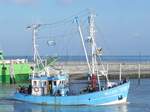 Fischkutter  SEESTERN  kehrt am 23.10.2020 in den Hafen von NEUHARLINGERSIEL zurück.