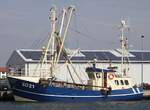Fischereifahzeug („Fischkutter“) SD 21; Datum: 25.07.2026; Aufnahmeort: Nordsee/Hafen B�sum, Deutschland.