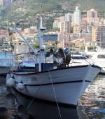 Der Fischkutter am 28.10.2013 im Hafen von Monte Carlo.