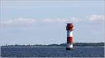 Der Leuchtturm Kalkgrund steht in der Flensburger Förde. Der 24 m hohe Turm wurde 1963 in Betrieb genommen. Sein Licht ist bis zu 14 sm weit sichtbar. Am linken Bildrand ist noch der nicht mehr aktive Leuchtturm Falshöft zu sehen. 05.07.2017