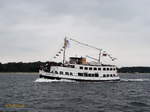 STADT KIEL (IMO 5337771) am 21.6.2006, Kieler Förde / 
Fahrgastschiff / BRZ 253 / Lüa 28,13 m, B 7,36 m, Tg 2,6 m / 1 Diesel, MaK, 382 kW (520 PS), 11 kn  / gebaut 1934 bei Krupp-Germania, Kiel / Eigner: Förderverein MS 'STADT KIEL' e.V., Molfsee, Flagge: Deutschland, Heimathafen: Kiel / zugel. Pass.  / 
