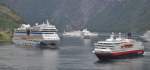 Im Geiranger Fjord am 26.06.2012 tummeln sich eine Vielzahl von Kreuzfahrtschiffen ,unteranderem die AIDA mar