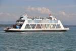 FRIEDRICHSHAFEN (Bodenseekreis), 03.09.2010, Fährschiff Euregia auf dem Bodensee vor Friedrichshafen; dieses Schiff fährt mit schweizerischen Papieren, jedoch jeweils unter der Flagge der