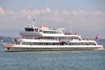 FRIEDRICHSHAFEN (Bodenseekreis), 03.09.2010, Fahrgastschiff Vorarlberg unter österreichischer Flagge vor Friedrichshafen