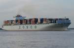 Die COSCO HELLAS [IMO 9305477] bei Stade H�he Stadersand fotografiert am 09.08.2008  