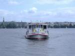 Ein Schiff auf der Alster. Bild vom 04.06.2006