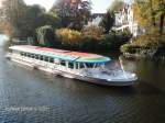 ALSTERWASSER am 22.10.2011 in Hamburg auf der Alster am Anleger Mhlenkamp /  Brennstoffzellenfahrgastschiff / La 25,56 m, B 5,2 m, Tg 1,31 m / 130 PS / 100 Pass.