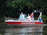 Bei Drachenbootrennen 2008 am Bollwerk in Oranieburg im Einsatz ein DRK Motorboot der Wasserwacht (Tjorven), 21.06.08