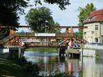 Die Dammgastbrücke ist eine Zug/-Klappbrücke in Zehdenick an der HAVEL.