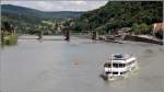 Neckar-Stauwehr und Doppelschleuse Heidelberg, aus der das Fahrgastschiff MERIAN gekommen ist. 13.06.2013