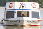 Fahrgastschiff WAKENITZ auf gleichnamigem Fluss. Lübeck, 18.07.2020