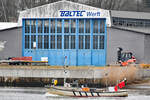 Fischereiboot GOT 10 D ANJO am 23.01.2023 auf der Trave bei Lübeck in Höhe der BALTEC Werft