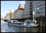 Ausflugsschiff  Stern  auf der Spree in Berlin am 22.4.2016.