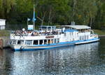 FGS 'Ernst Reuter'  /ENI.05600460 an der Anlegestelle Schlossbrücke in Berlin -Charlottenburg, bereits im September 2014.