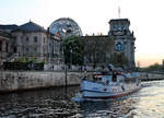 Historischer Ausflugsdampfer 'Alexander' von Spreetours auf der Spree in Berlin.