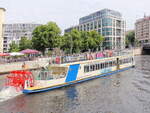 Heckpartie Fahrgastschiff Europa am 11. Juni 2022 nahe der Friedrichstrasse in Berlin Mitte.