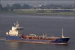Die 1997 gebaute CLIPPER NELLY (IMO 9130808) am 26.08.2009 Weser abwrts fahrend. Sie ist 100 m lang, 16 m breit und hat eine GT von 4137. Heimathafen ist Kopenhagen (Dnemark).