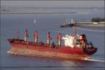 Die 2001 gebaute ZEYNEP KIRAN (IMO 9015577) am 19.08.2009 Weser aufwrts fahrend. Sie ist 181 m lang, 25 m breit und hat eine GT von 17934. Heimathafen ist Istanbul (Trkei).