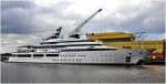Die Mega Yacht  Katara  ex  Crystal  am 28.08.2010 bei Lürssen in Bremen/Vegesack gesehen. L: 124 m