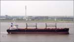 Die 2010 gebaute SLETTNES (IMO 9490739) am 23.04.2011 Hhe Bremerhaven Weser abwrts fahrend. Sie ist 190 m lang, 32 m breit und hat eine GT von 32837. Heimathafen ist Majuro (Marshall Islands).
